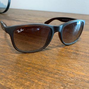 Ray-Ban Unisex - Rb4202 Andy Sunglasses